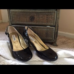 Steve Madden Black Glossy Women’s heels